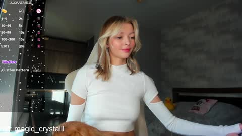 Snapshot of vopooo chatting on 01/16/25, 06:46 Aliceinst magic crystalll online show from 01/16/25, 06:46