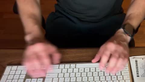 voterki796 online show from 10/01/25, 01:44