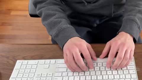 Snapshot of voterki796 chatting on 02/05/26, 04:00 voterki796 online show from 02/05/26, 04:00