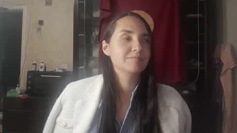 voulezvous_angel online show from 10/28/25, 04:09