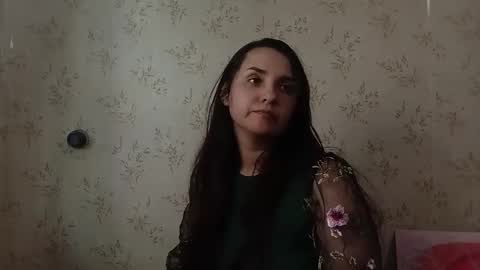 Snapshot of voulezvous_angel chatting on 03/20/26, 06:18 voulezvous_angel online show from 03/20/26, 06:18