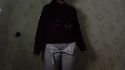 Snapshot of voulezvous_angel chatting on 04/01/26, 05:10 voulezvous_angel online show from 04/01/26, 05:10