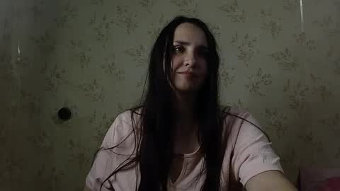 Snapshot of voulezvous_angel chatting on 04/04/26, 06:49 voulezvous_angel online show from 04/04/26, 06:49