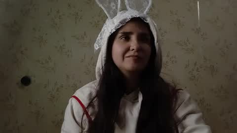 Snapshot of voulezvous_angel chatting on 04/12/26, 06:02 voulezvous_angel online show from 04/12/26, 06:02