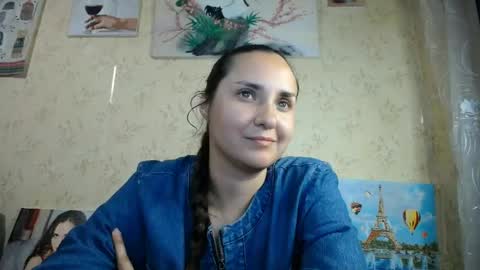 Snapshot of voulezvous_angel chatting on 05/30/26, 05:10 voulezvous_angel online show from 05/30/26, 05:10