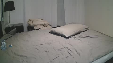 Snapshot of vouvoucouple chatting on 01/21/25, 05:41 Tim online show from 01/21/25, 05:41