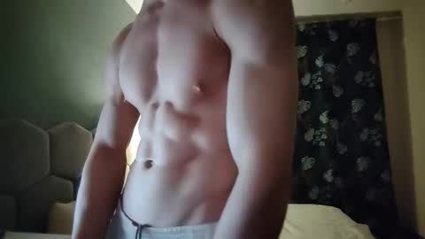 Snapshot of vova0000vova chatting on 12/15/25, 03:38 JAKE online show from 12/15/25, 03:38