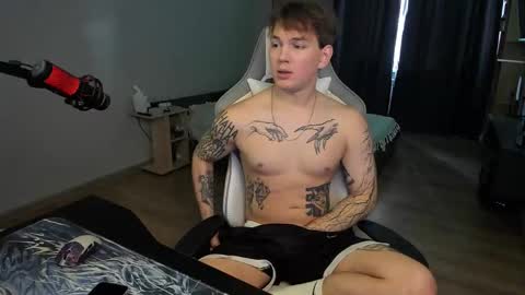 Snapshot of vova_belkin_ chatting on 11/11/25, 10:59 vova online show from 11/11/25, 10:59