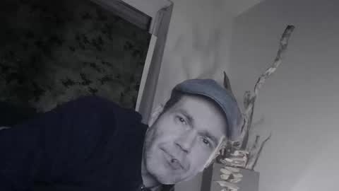 voyeuredeluxe online show from 01/16/26, 03:21