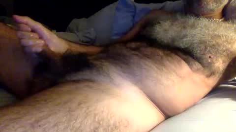 Enjoy guys of all ages if you are not on cam please dont ask for requests if i dont respond dont think im ignoring you i online show from 04/05/26, 09:06