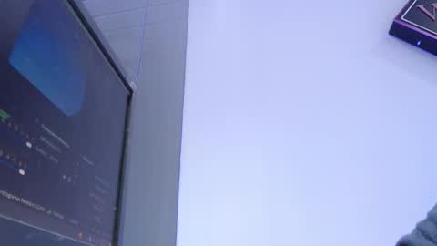 Snapshot of vr_099 chatting on 03/14/26, 11:48 vr_099 online show from 03/14/26, 11:48