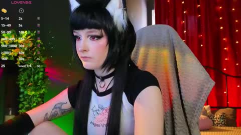 Snapshot of vronnier chatting on 06/04/26, 10:54 vronnier online show from 06/04/26, 10:54