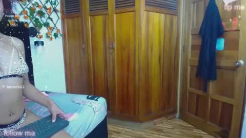 vsamanthaper2 online show from 03/06/26, 09:11