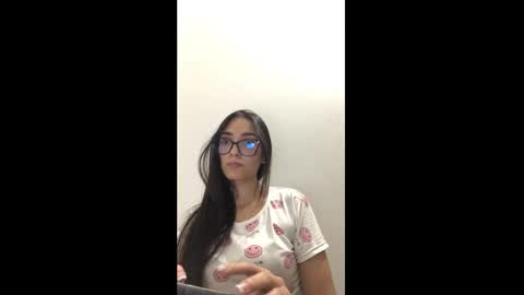 Snapshot of vsantini_ chatting on 02/04/25, 03:54 vsantini_ online show from 02/04/25, 03:54