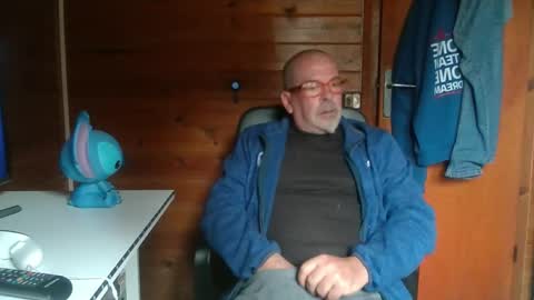 oscar online show from 03/08/25, 10:43