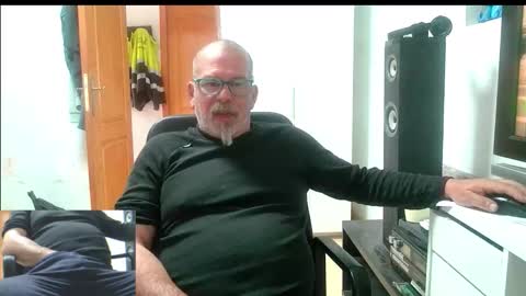 Snapshot of vuda77 chatting on 03/01/26, 02:08 oscar online show from 03/01/26, 02:08