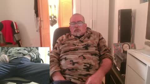 Snapshot of vuda77 chatting on 03/22/26, 01:47 oscar online show from 03/22/26, 01:47