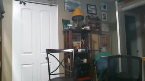 Snapshot of vueuorme chatting on 12/18/24, 01:26 Vueuorme online show from 12/18/24, 01:26