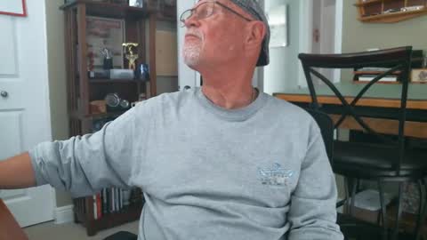 Snapshot of vueuorme chatting on 02/17/25, 02:48 Vueuorme online show from 02/17/25, 02:48