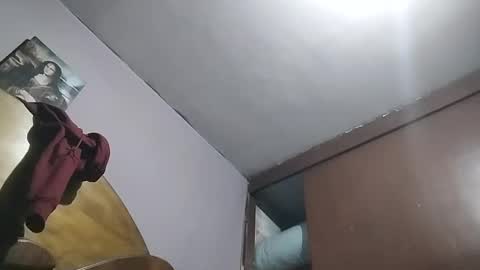 Snapshot of vujadetr chatting on 09/09/25, 03:50 vujadetr online show from 09/09/25, 03:50