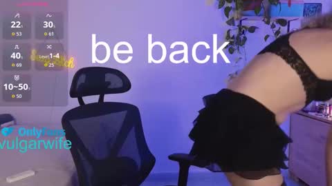 Snapshot of vulgar_wife chatting on 09/28/25, 04:34 Vikky online show from 09/28/25, 04:34