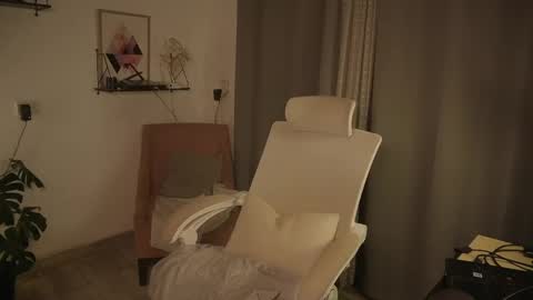 vurtualdiva online show from 10/02/25, 02:07