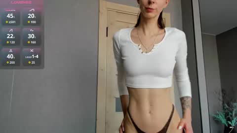 Snapshot of vvalkyriee chatting on 03/04/26, 12:22 vvalkyriee online show from 03/04/26, 12:22