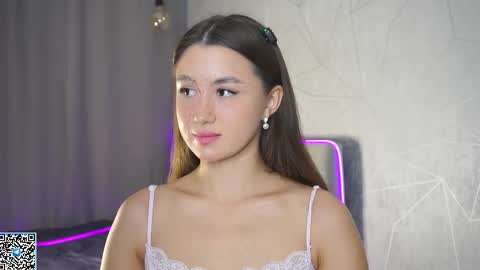 Snapshot of vvilly_wonka chatting on 10/09/25, 01:58 Ethal - thank you for thumb up online show from 10/09/25, 01:58