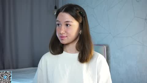 Snapshot of vvilly_wonka chatting on 11/24/25, 02:00 Ethal - thank you for thumb up online show from 11/24/25, 02:00