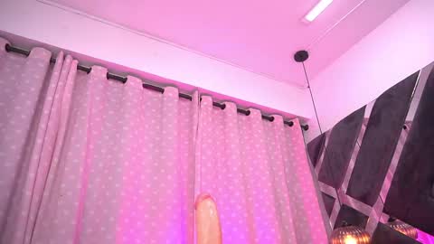 Violeta online show from 03/11/25, 06:21