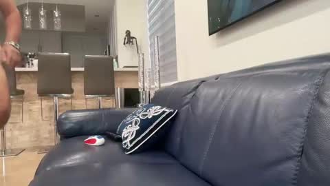 vw125 online show from 02/13/25, 10:54