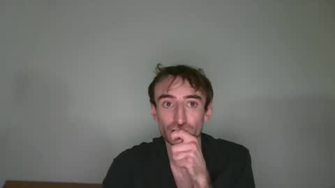 Snapshot of vwelad6969 chatting on 12/16/24, 05:17 hung boy online show from 12/16/24, 05:17
