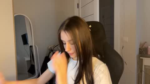 Arina online show from 03/21/26, 09:25