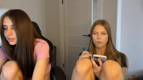 Arina online show from 04/04/26, 10:57