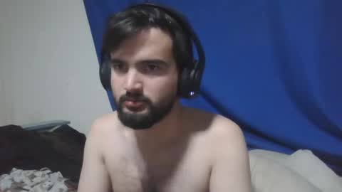 Snapshot of vygrax chatting on 12/04/24, 01:58 Vygrax online show from 12/04/24, 01:58