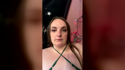 Snapshot of vylet_grace chatting on 04/04/26, 03:27 vylet_grace online show from 04/04/26, 03:27