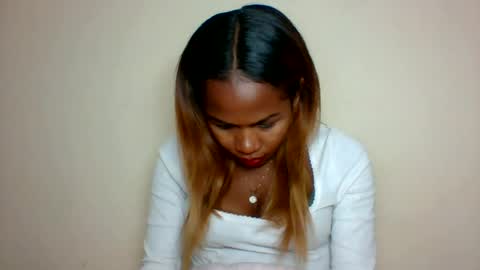 vynarahot online show from 06/18/26, 05:50
