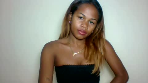 vynarahot online show from 07/05/26, 03:52