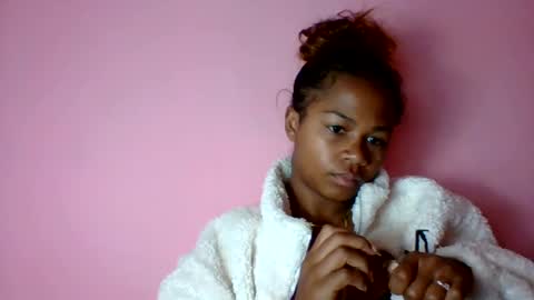 vynarahot online show from 07/20/26, 05:44