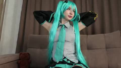 Nana online show from 10/19/25, 04:13