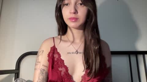 Snapshot of w33d7 chatting on 02/01/25, 12:29 Alice Before pvt write to me in PM online show from 02/01/25, 12:29