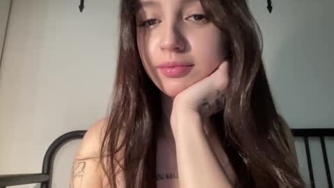 Snapshot of w33d7 chatting on 02/13/25, 12:35 Alice Before pvt write to me in PM online show from 02/13/25, 12:35