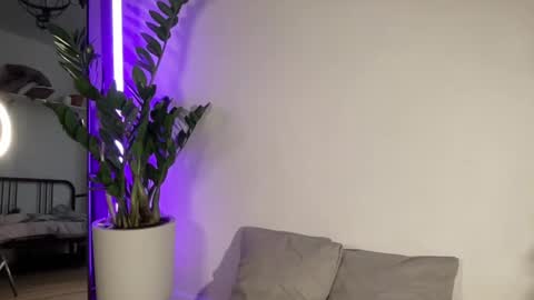 Snapshot of w33d7 chatting on 03/02/25, 09:22 Alice Before pvt write to me in PM online show from 03/02/25, 09:22