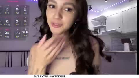 Snapshot of w33d7 chatting on 09/30/25, 09:31 Alice Before pvt write to me in PM online show from 09/30/25, 09:31