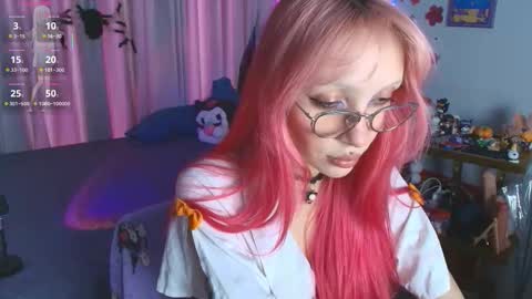 Snapshot of waifu_exe chatting on 02/18/26, 07:15 Waifu exe online show from 02/18/26, 07:15