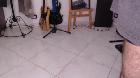 Snapshot of wake_and_bakee chatting on 04/13/26, 10:26 John online show from 04/13/26, 10:26