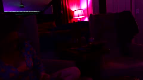 Snapshot of wakehimup chatting on 10/23/25, 04:45 wakehimup online show from 10/23/25, 04:45