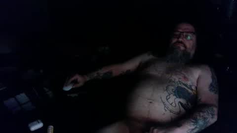 Snapshot of wakeupthedead77 chatting on 04/28/26, 03:22 Mr. Dead online show from 04/28/26, 03:22
