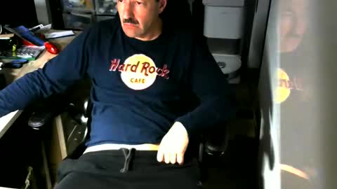 Snapshot of waldo7267 chatting on 04/13/26, 06:24 waldo7267 online show from 04/13/26, 06:24