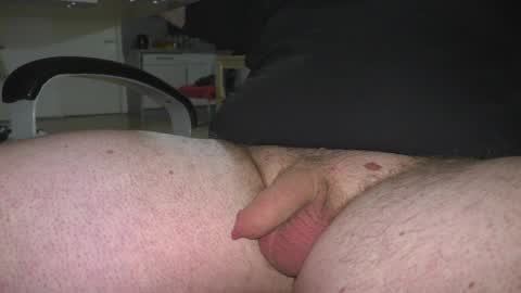 Snapshot of waldw123 chatting on 02/21/25, 04:16 Yarlim online show from 02/21/25, 04:16